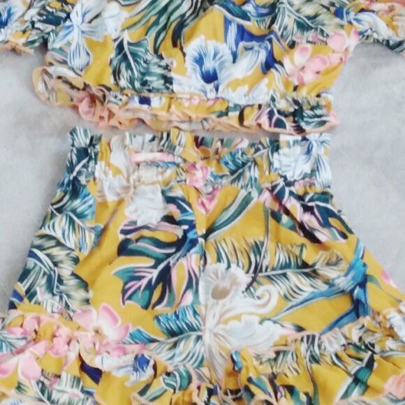 SHEIN Girls Tropical Print Puff Sleeve Crop Top & Ruffle Hem Shorts Set NWT 💙👍 - Picture 12 of 13